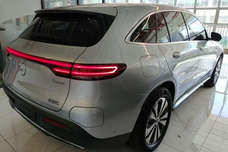 Used Mercedes-Benz EQC 2021 EQC 350 4MATIC Exterior 5