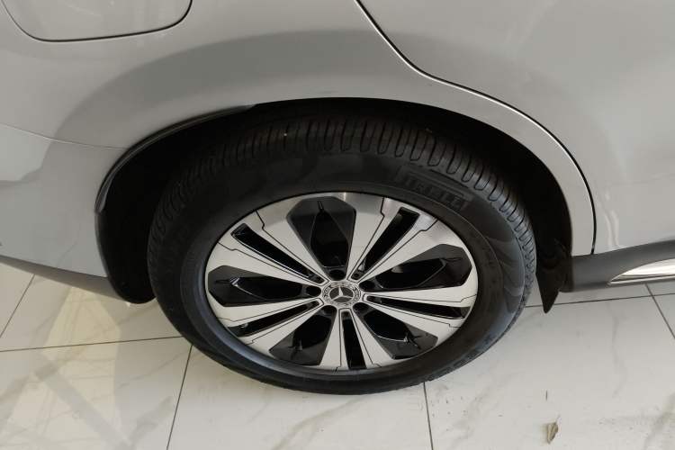 Used Mercedes-Benz EQC 2021 EQC 350 4MATIC Exterior 8