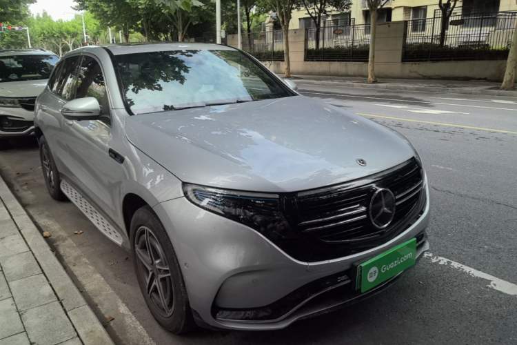Used Mercedes-Benz EQC 2021 EQC 400 4MATIC Front Right 45 Deg