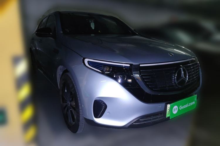 Used Mercedes-Benz EQC 2021 EQC 350 4MATIC Front Right 45 Deg