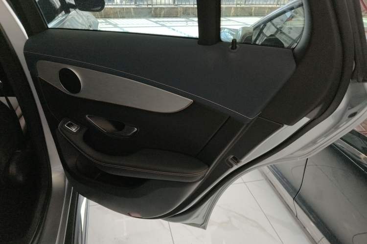 Used Mercedes-Benz EQC 2021 EQC 350 4MATIC Interior 6