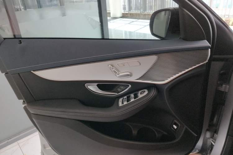 Used Mercedes-Benz EQC 2021 EQC 350 4MATIC Interior 7