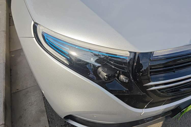 Used Mercedes-Benz EQC 2021 EQC 400 4MATIC Right Front Headlight