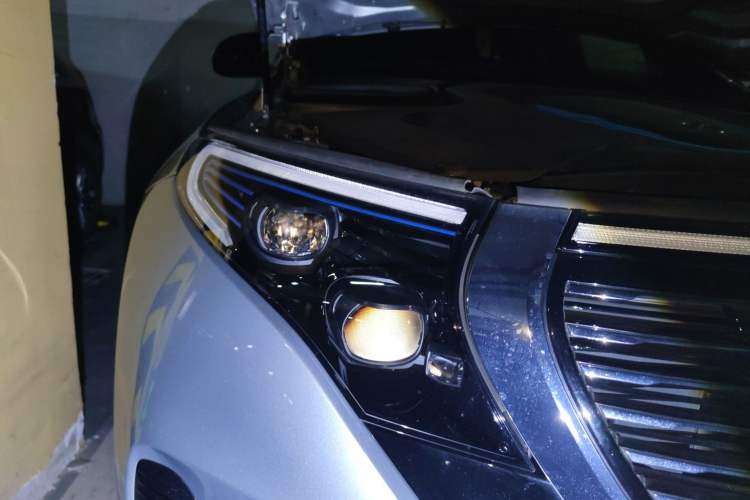 Used Mercedes-Benz EQC 2021 EQC 350 4MATIC Right Front Headlight