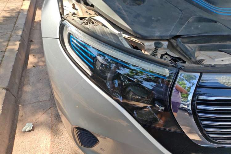 Used Mercedes-Benz EQC 2021 EQC 350 4MATIC Right Front Headlight
