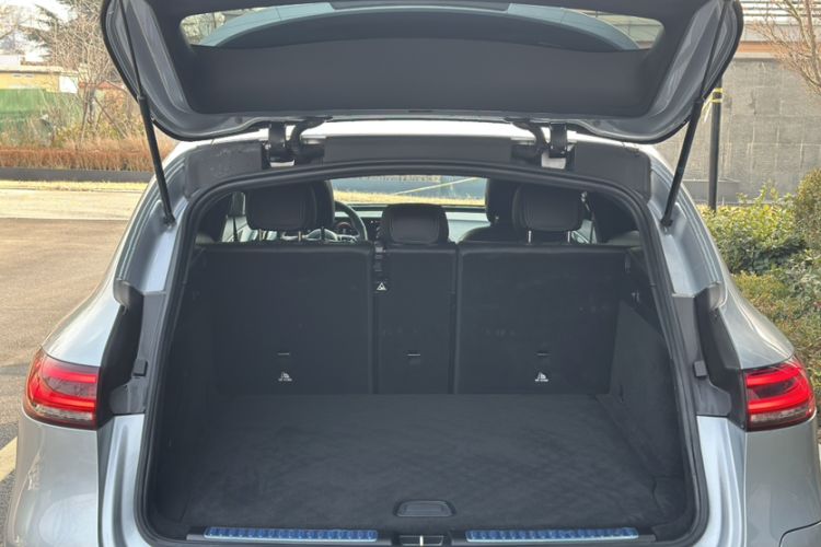 Used Mercedes-Benz EQC 2021 EQC 400 4MATIC Trunk