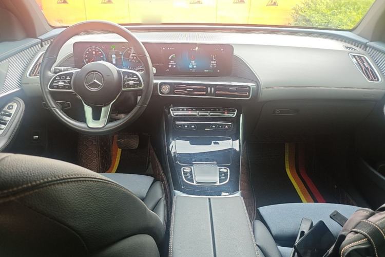 Used Mercedes-Benz EQC 2021 EQC 350 4MATIC Center Console