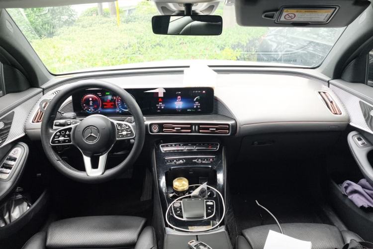 Used Mercedes-Benz EQC 2021 EQC 350 4MATIC Center Console