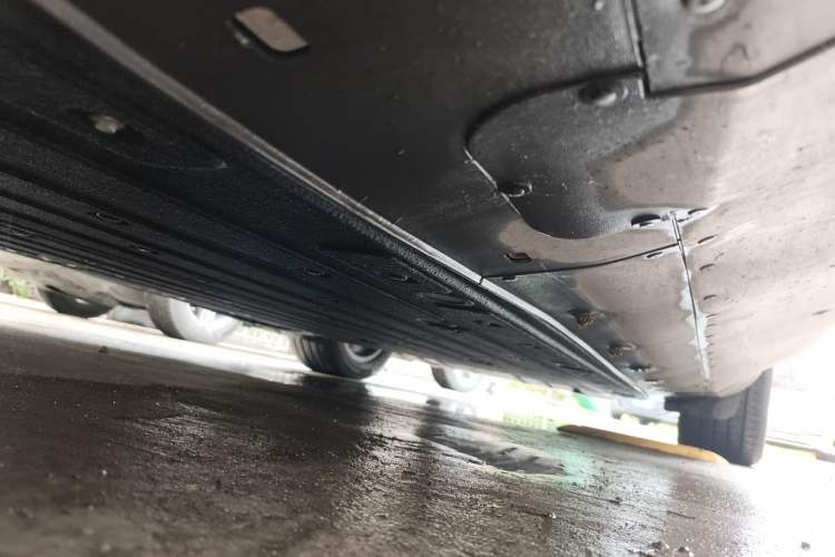 Used Mercedes-Benz EQC 2021 EQC 350 4MATIC Chassis Front Left