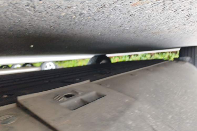 Used Mercedes-Benz EQC 2021 EQC 400 4MATIC Chassis Front Right