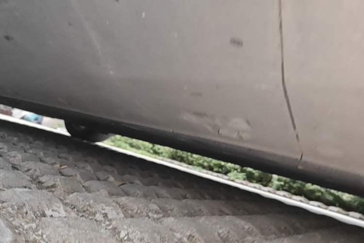Used Mercedes-Benz EQC 2021 EQC 400 4MATIC Chassis Front Right