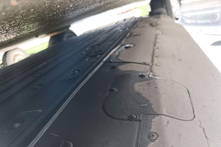 Used Mercedes-Benz EQC 2021 EQC 350 4MATIC Chassis Front Right