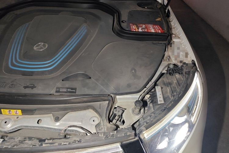 Used Mercedes-Benz EQC 2021 EQC 400 4MATIC Engine Bay Left