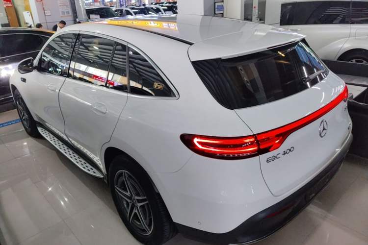 Used Mercedes-Benz EQC 2021 EQC 400 4MATIC Exterior 2