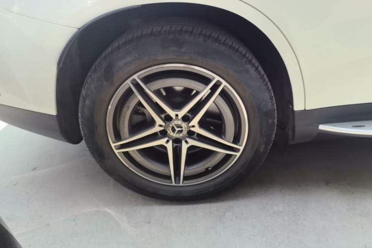 Used Mercedes-Benz EQC 2021 EQC 400 4MATIC Exterior 5