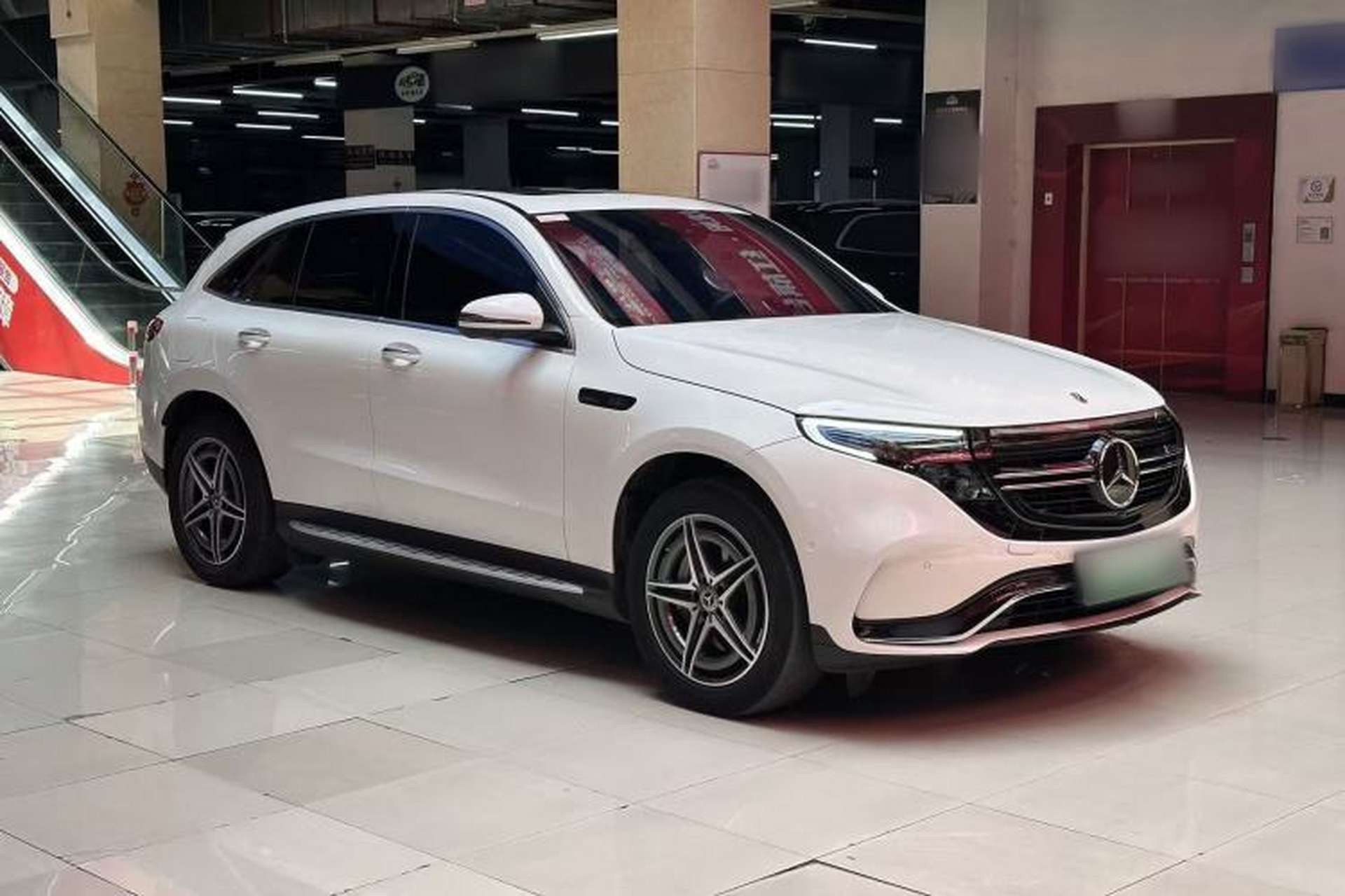 Used Mercedes-Benz EQC 2021 EQC 400 4MATIC Exterior 8