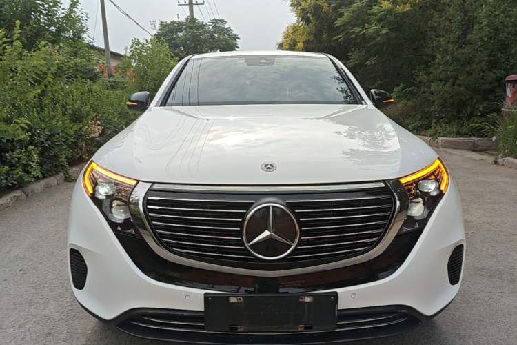 Used Mercedes-Benz EQC 2021 EQC 350 4MATIC Front