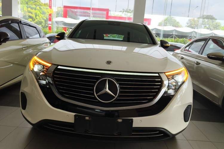 Used Mercedes-Benz EQC 2021 EQC 350 4MATIC Front