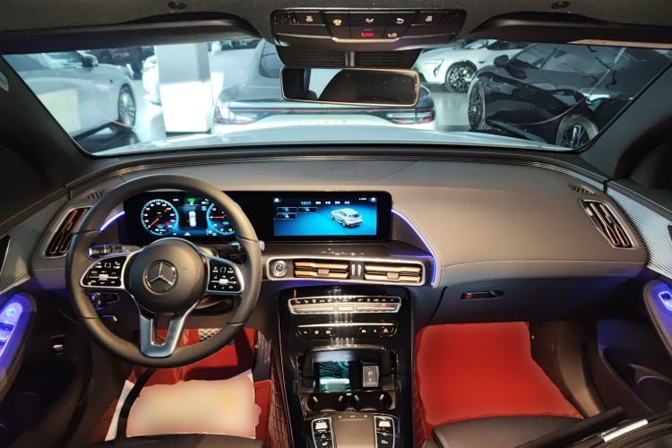 Used Mercedes-Benz EQC 2021 EQC 400 4MATIC Interior 2