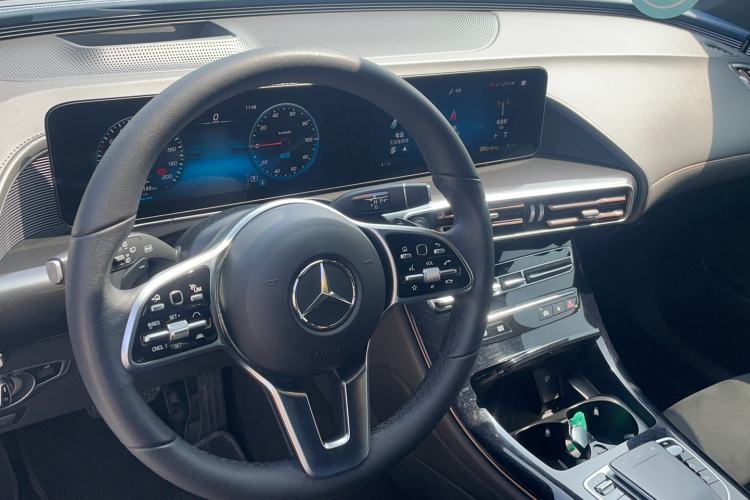 Used Mercedes-Benz EQC 2021 EQC 400 4MATIC Interior 3
