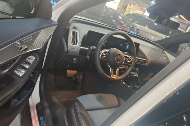 Used Mercedes-Benz EQC 2021 EQC 350 4MATIC Interior 3