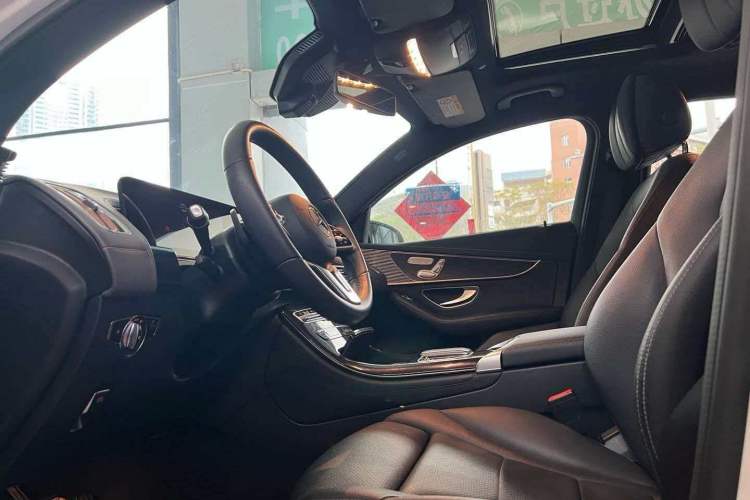 Used Mercedes-Benz EQC 2021 EQC 400 4MATIC Interior 5