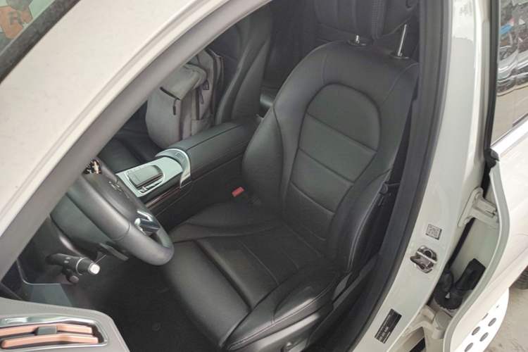 Used Mercedes-Benz EQC 2021 EQC 400 4MATIC Left Front Seat