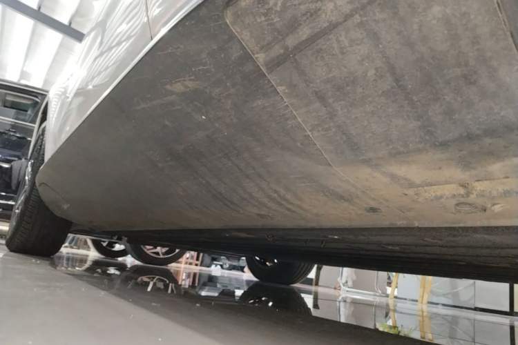 Used Mercedes-Benz EQC 2021 EQC 400 4MATIC Left Side Sill