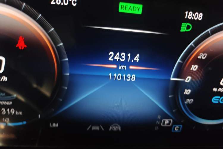 Used Mercedes-Benz EQC 2021 EQC 400 4MATIC Odometer Close Up