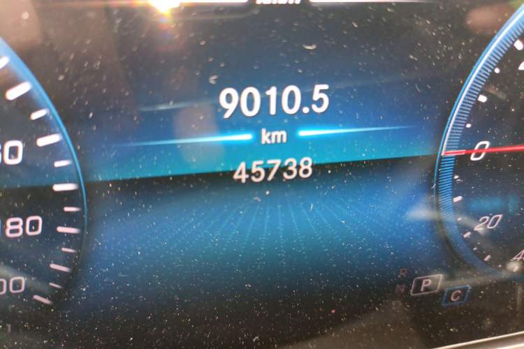 Used Mercedes-Benz EQC 2021 EQC 400 4MATIC Odometer Close Up