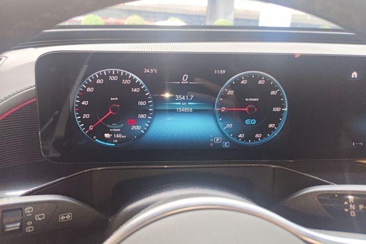 Used Mercedes-Benz EQC 2021 EQC 350 4MATIC Odometer Close Up