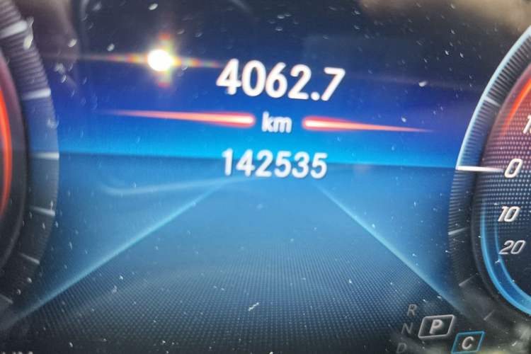 Used Mercedes-Benz EQC 2021 EQC 350 4MATIC Odometer Close Up