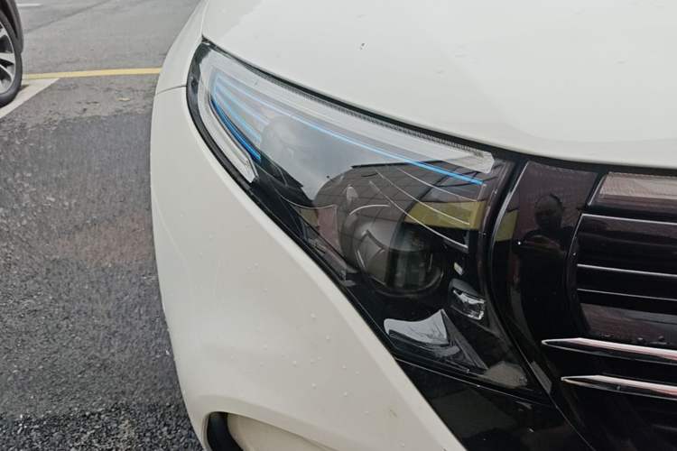 Used Mercedes-Benz EQC 2021 EQC 400 4MATIC Right Front Headlight