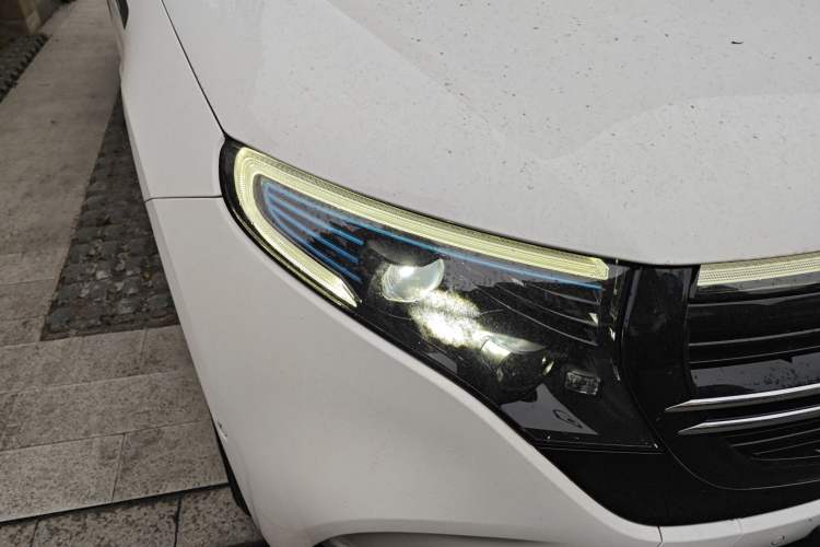 Used Mercedes-Benz EQC 2021 EQC 400 4MATIC Right Front Headlight