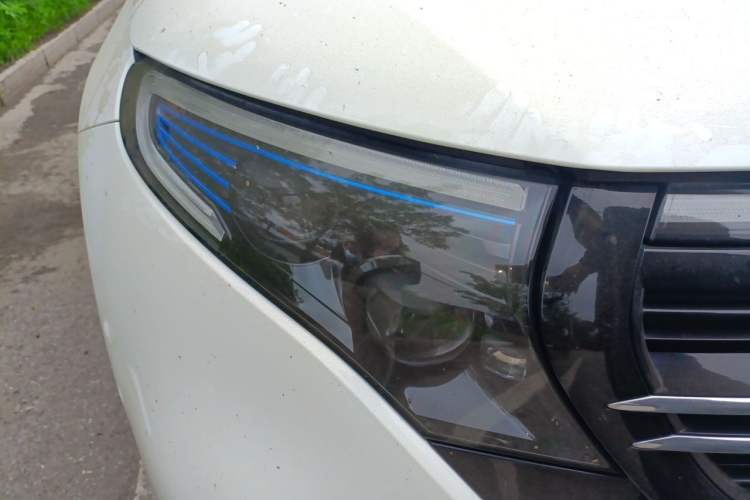 Used Mercedes-Benz EQC 2021 EQC 400 4MATIC Right Front Headlight