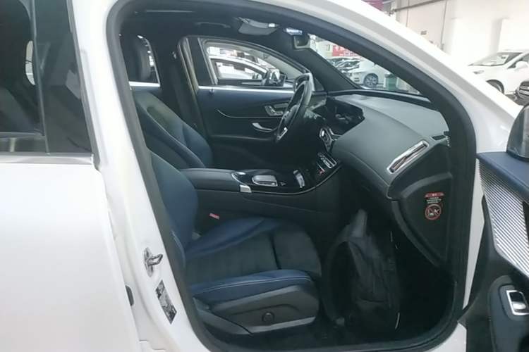 Used Mercedes-Benz EQC 2021 EQC 400 4MATIC Right Front Seat