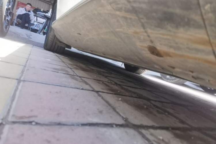 Used Mercedes-Benz EQC 2021 EQC 400 4MATIC Right Side Sill