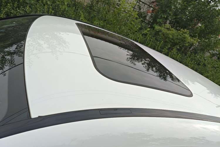 Used Mercedes-Benz EQC 2021 EQC 350 4MATIC Roof