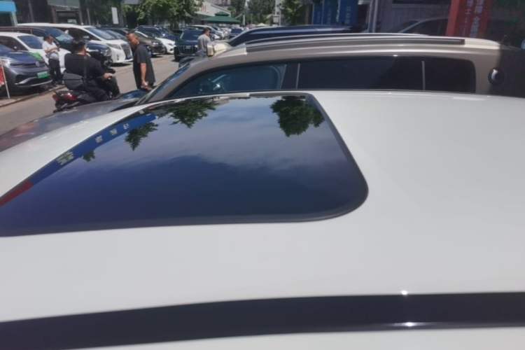 Used Mercedes-Benz EQC 2021 EQC 400 4MATIC Roof