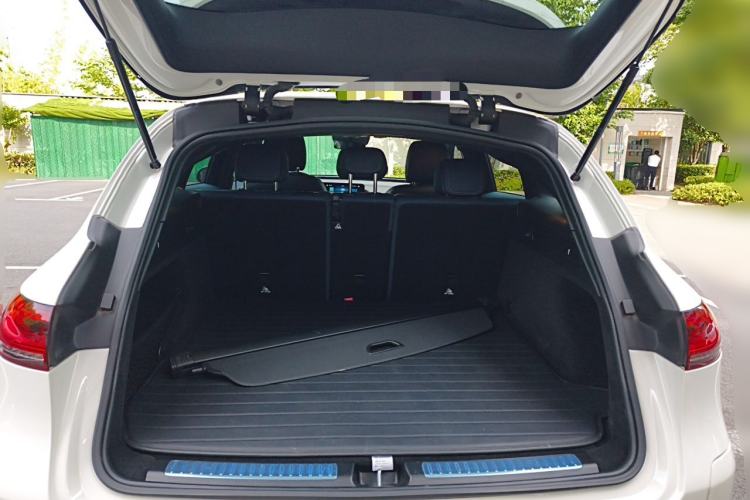 Used Mercedes-Benz EQC 2021 EQC 400 4MATIC Trunk