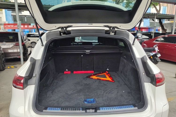 Used Mercedes-Benz EQC 2021 EQC 400 4MATIC Trunk