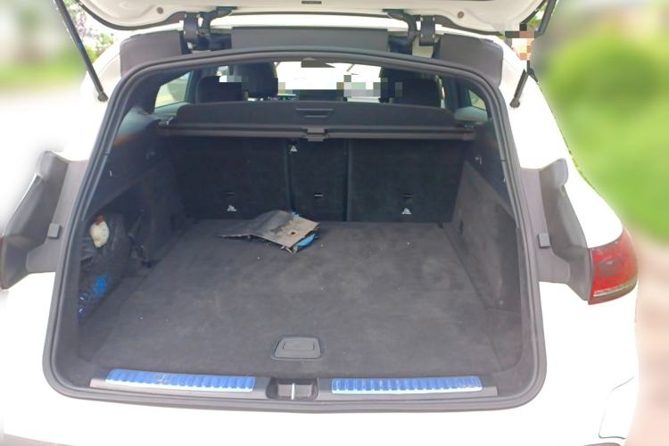 Used Mercedes-Benz EQC 2021 EQC 400 4MATIC Trunk