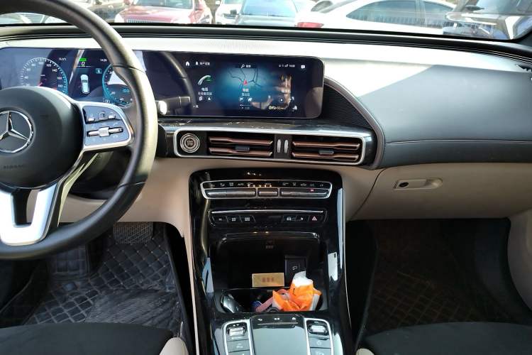 Used Mercedes-Benz EQC 2022 EQC 400 4MATIC Audio And AC Panel