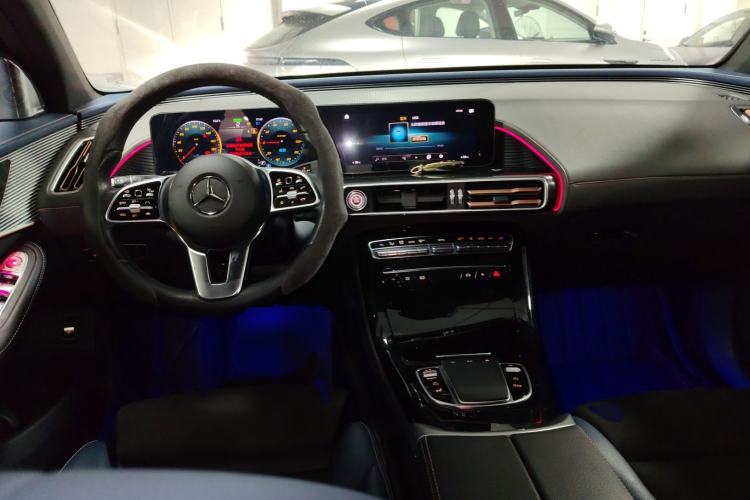 Used Mercedes-Benz EQC 2022 EQC 400 4MATIC Center Console