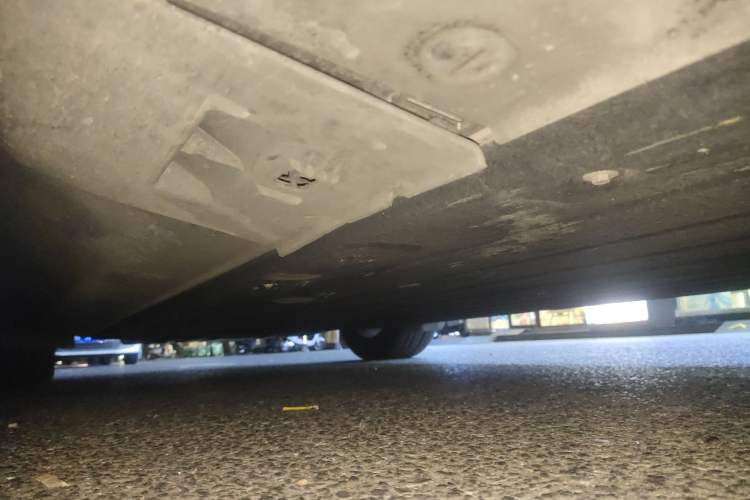 Used Mercedes-Benz EQC 2022 EQC 350 4MATIC Chassis Front Right