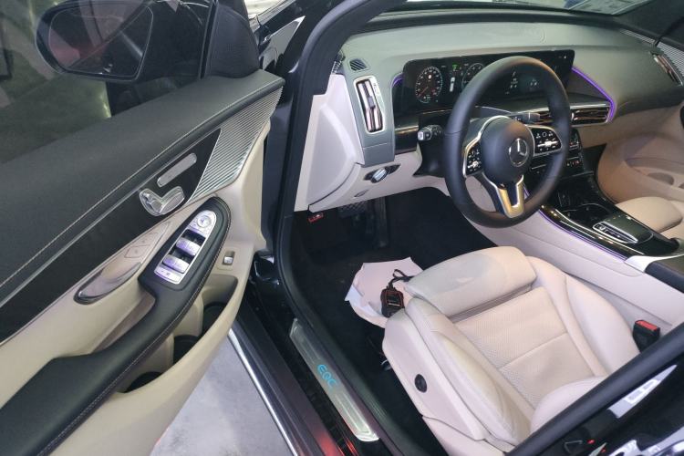Used Mercedes-Benz EQC 2022-Year Restyled EQC 350 4MATIC Driver Seat