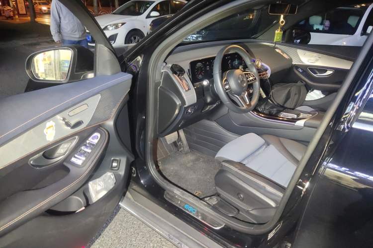 Used Mercedes-Benz EQC 2022 EQC 350 4MATIC Driver Seat