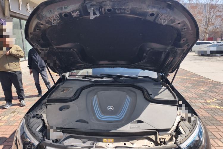 Used Mercedes-Benz EQC 2022 Facelift EQC 400 4MATIC Engine Bay