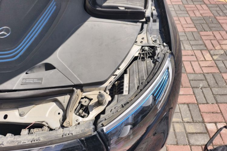 Used Mercedes-Benz EQC 2022 Facelift EQC 400 4MATIC Engine Bay Left