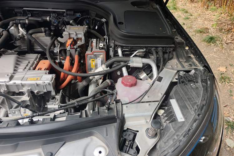 Used Mercedes-Benz EQC 2022 EQC 400 4MATIC Engine Bay Left
